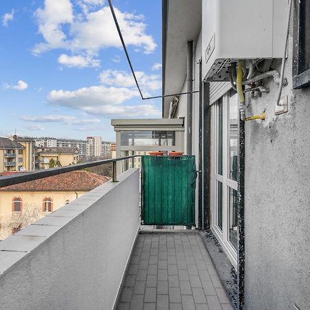 Rog27-Large Apartment With Transport Close To Home- Milano Exteriör bild
